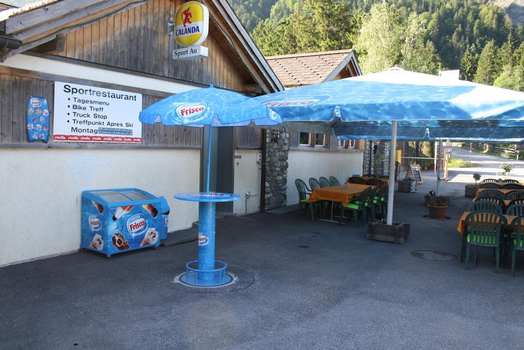 Sporti Grusch Vandrarhem Exteriör bild